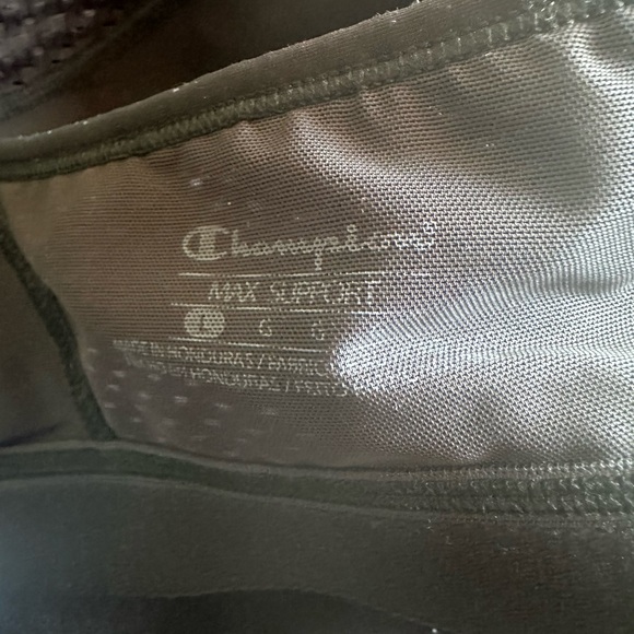 Champion Sports Bra - Picture 4 of 5